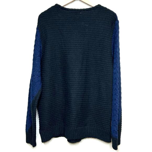 Your Neighbors Black and Blue Pullover Sweater Size L Crew Neckline - Picture 6 of 8